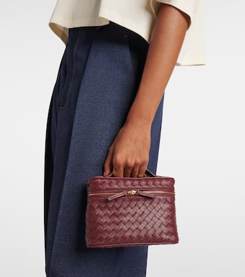 Bang Bang Small leather vanity bag | Bottega Veneta