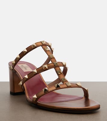 Mules Rockstud en cuir métallisé | Valentino Garavani