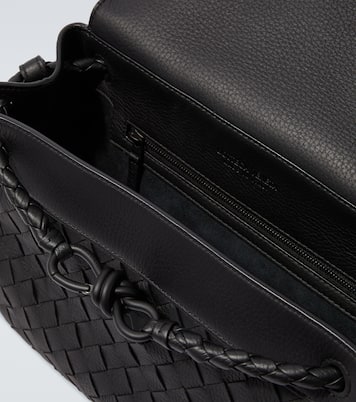 Andiamo Intrecciato Small leather messenger bag | Bottega Veneta