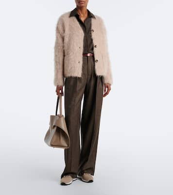 Picture 2 out of 7