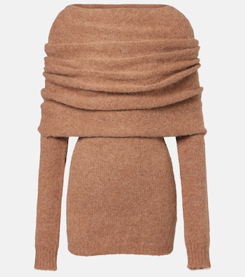 Pull  | Entire Studios