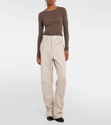 Hose Wet | Entire Studios