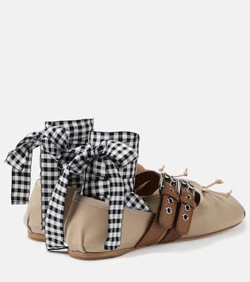 Ballerines en cuir à logo | Miu Miu