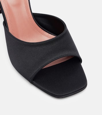 Mules Lupita 70 in raso | Amina Muaddi