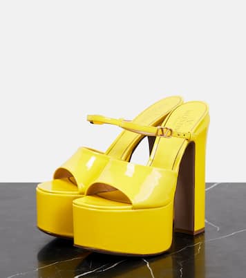 Plateausandalen Tan-Go 155 aus Lackleder | Valentino Garavani