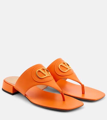 VLogo Signature leather thong sandals | Valentino Garavani