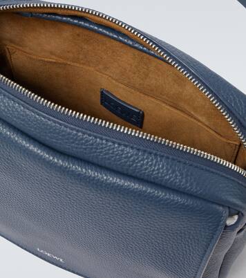 Pebble Medium leather messenger bag | Loewe