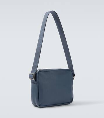 Pebble Medium leather messenger bag | Loewe