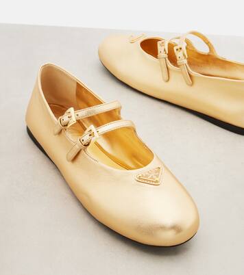 Mary-Jane-Ballerinas aus Metallic-Leder | Prada