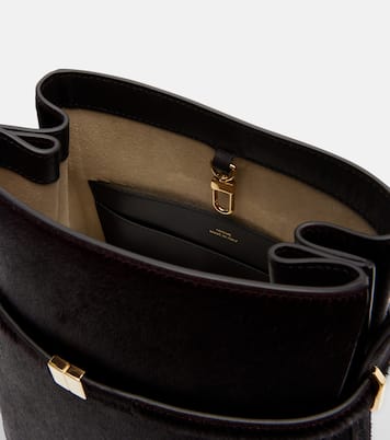 Calf hair bucket bag | Toteme