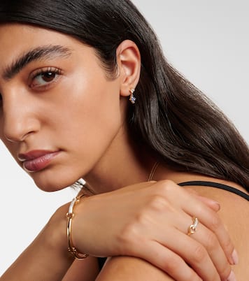 Ohrringe Luckiest Clover aus 10kt Gelbgold mit Diamanten und Saphiren | Stone and Strand