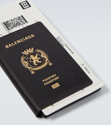 Passport Long leather wallet | Balenciaga