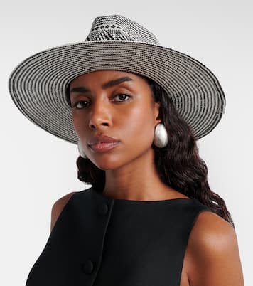 Logo hat | Ruslan Baginskiy