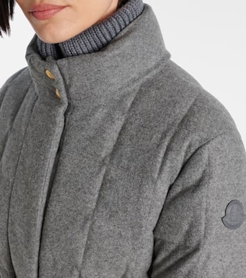 Belted quilted down jacket | Moncler