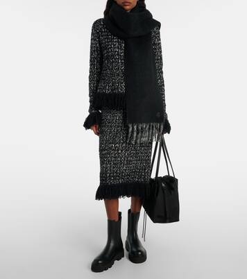 Logo alpaca and wool-blend scarf | Moncler