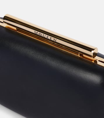 Clutch T-Bar Mini aus Leder | McQueen