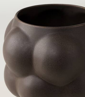 Balloon 09 ceramic plant pot | Louise Roe