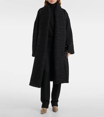 사진 6개 중 2번째