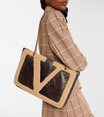 Tote Bag Viva Superstar Medium aus Leder | Valentino Garavani