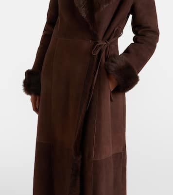 Mantel Joni aus Veloursleder mit Shearling | Nour Hammour