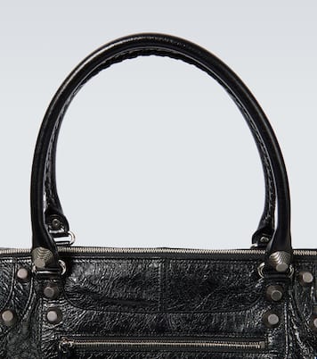 Le Cagole leather duffel bag | Balenciaga