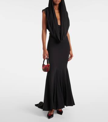 Salones destalonados 45 de satén con aplique | Magda Butrym