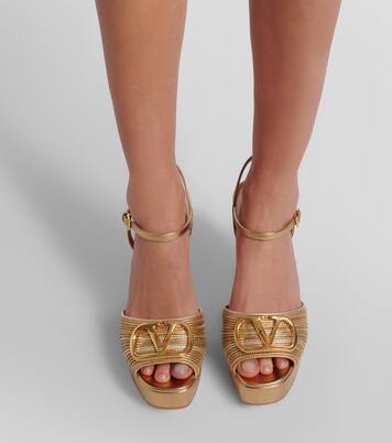 VLogo Signature leather platform heels | Valentino Garavani