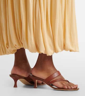 Susa leather thong sandals | Manolo Blahnik