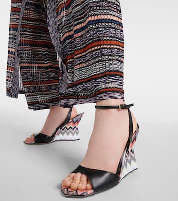 Wedge-Sandalen aus Leder mit Häkelstrick | Missoni