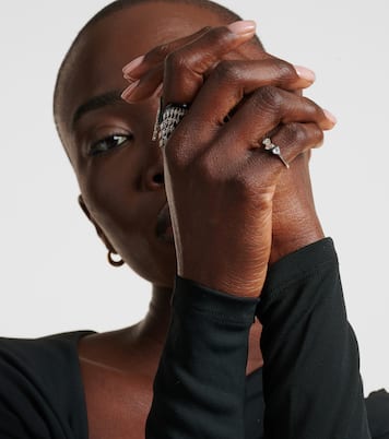 18kt white gold and enamel pinky ring with diamonds | Kamyen