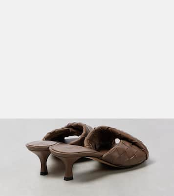 Blink Intrecciato 50 leather mules | Bottega Veneta