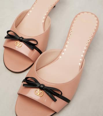 Pantoletten Bepointy 45 aus Leder | Valentino Garavani