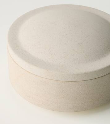 Gallery Object 07 stoneware container | Louise Roe