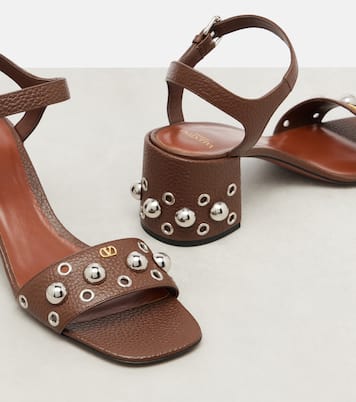 Nellcôte studded leather sandals | Valentino Garavani