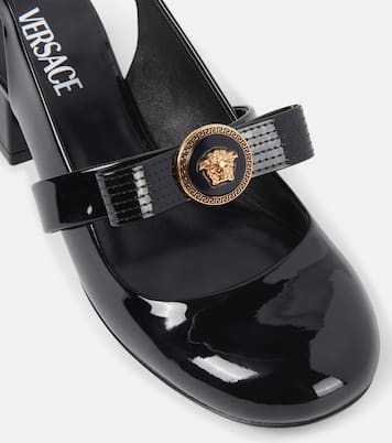 Slingback-Pumps Gianni Ribbon aus Lackleder | Versace