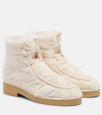 Frosty shearling ankle boots | Aquazzura