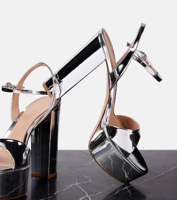 Plateausandalen aus Metallic-Leder | Gianvito Rossi