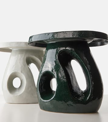 Amé 10 stoneware side table by Marie Michielssen | Serax