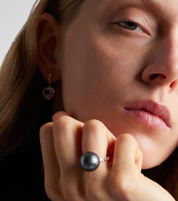 18kt gold ring with pearl and diamonds | Suzanne Kalan