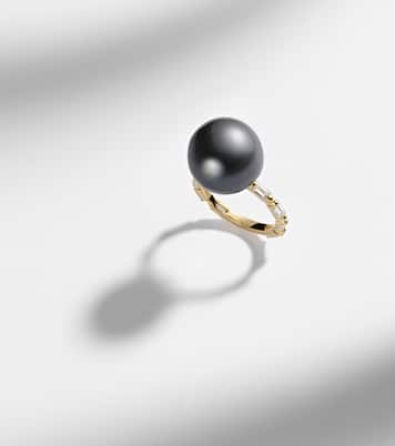 18kt gold ring with pearl and diamonds | Suzanne Kalan