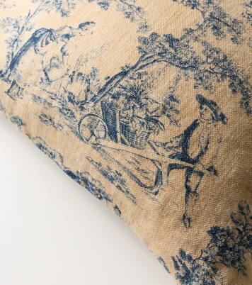 Glafira linen cushion | The House of Lyria