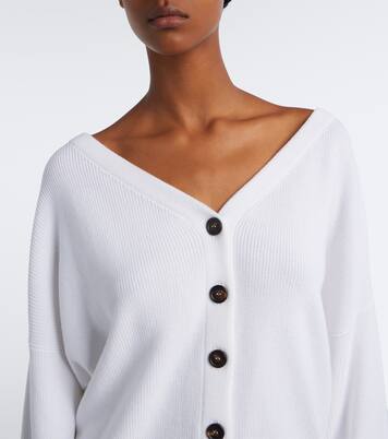 Picture 3 out of 6