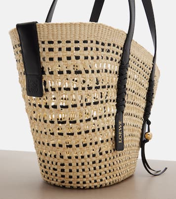 Bolso cesta Paula's Ibiza Braid Medium con piel | Loewe