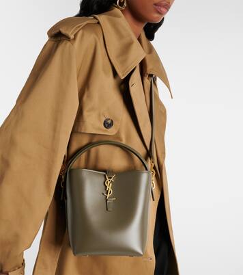 Le 37 leather bucket bag | Saint Laurent