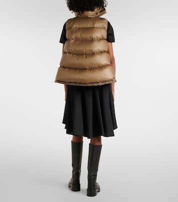 Asymmetric quilted down vest | Sacai