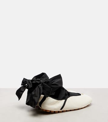 Ballerinas Rythmika aus Leder | Valentino Garavani