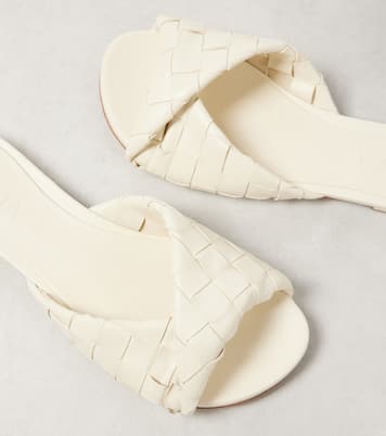 Blink Intrecciato leather slides | Bottega Veneta