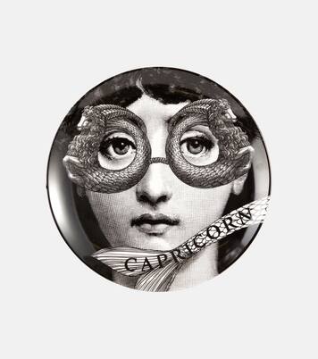 Piatto da parete Tema e Variazioni N.357 Capricorn | Fornasetti