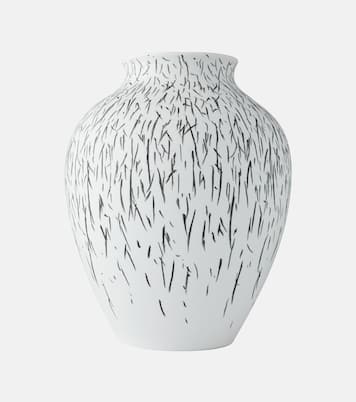 Post Scriptum curved vase by Formafantasma | Cassina