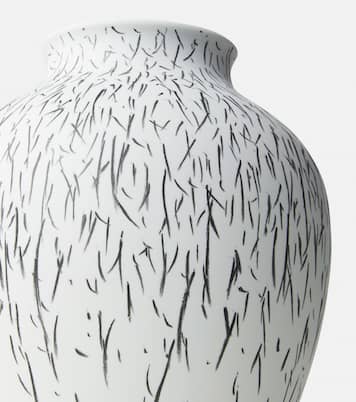 Post Scriptum curved vase by Formafantasma | Cassina